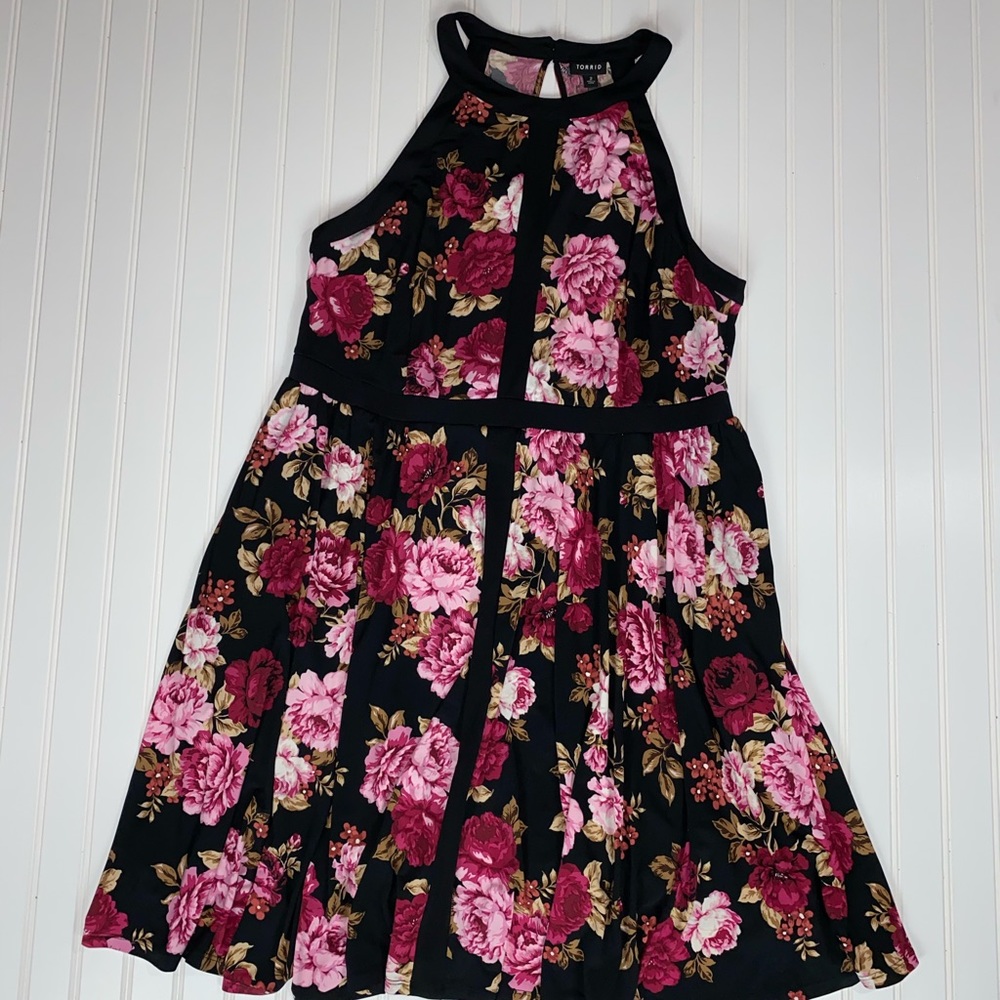 Torrid Black High Neck Skater Dress 2 - Picture 4 of 10